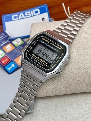 Casio Unisex Vintage A168WA-1WDF Digital Dial  Stainless Steel Band D131