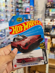 HOT WHEELS - TV SERIES BATMOBILE - 1C
