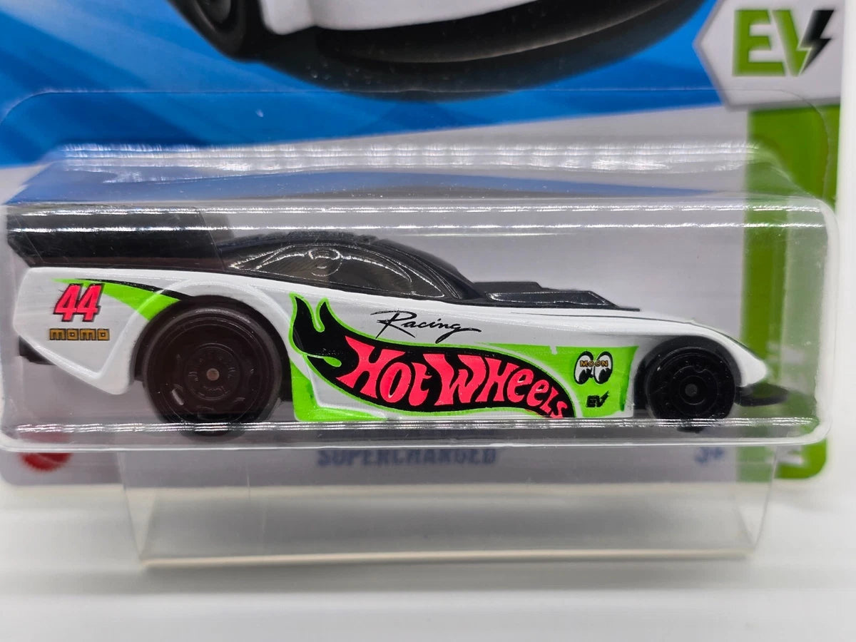 Hot Wheels 2025 Supercharged Special Feature HW EV Series
