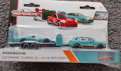 Majorette Porsche Race Trailer Set - Cayenne Turbo S & 918 Spyder