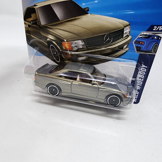89 Mercedes-Benz 560 SEC AMG #186 * 2025 Hot Wheels NEW! J Case